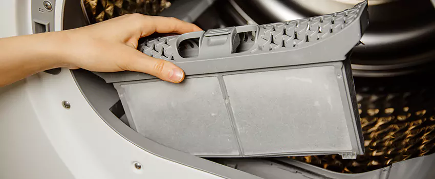 Signs Of A Clogged Dryer Lint Trap in Keystone, Florida